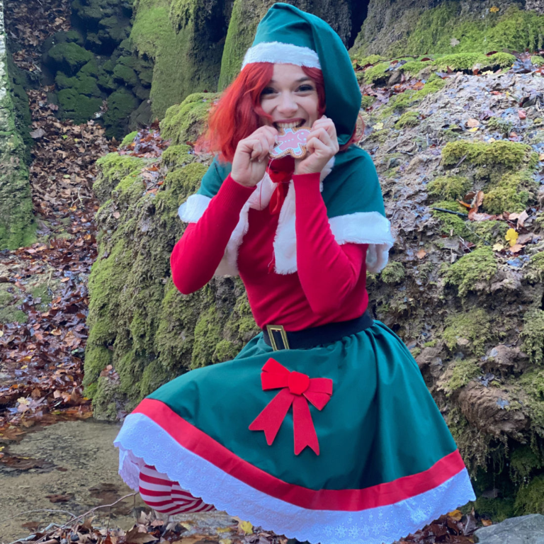 jolie lutine pour feter noel a marseille